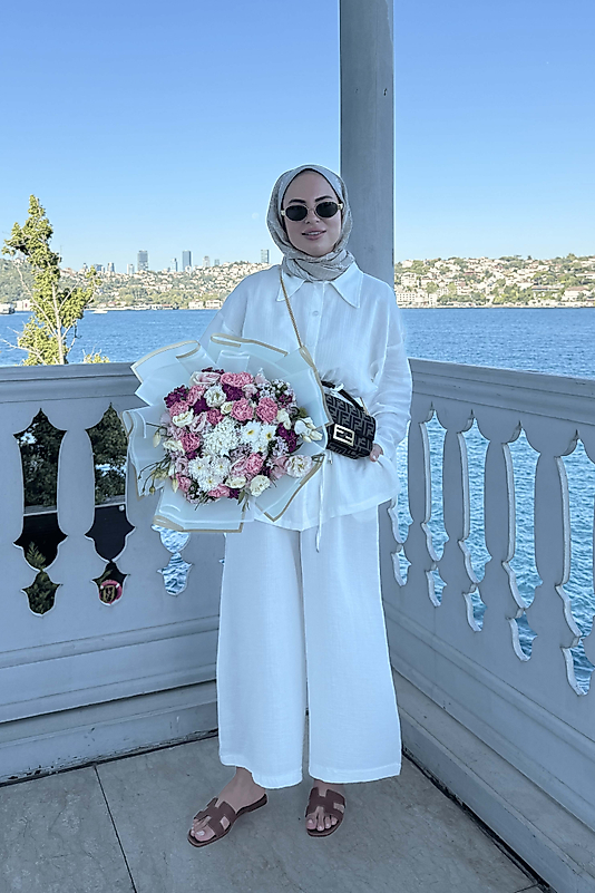 Müslin Gömlekli Takım