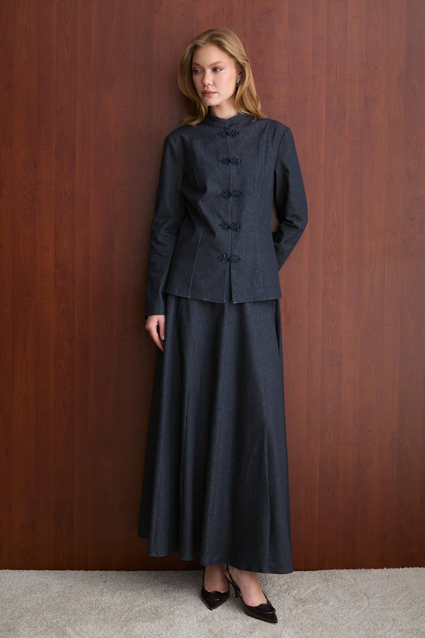 Denim Etekli Takım – Modern Şehir Stili