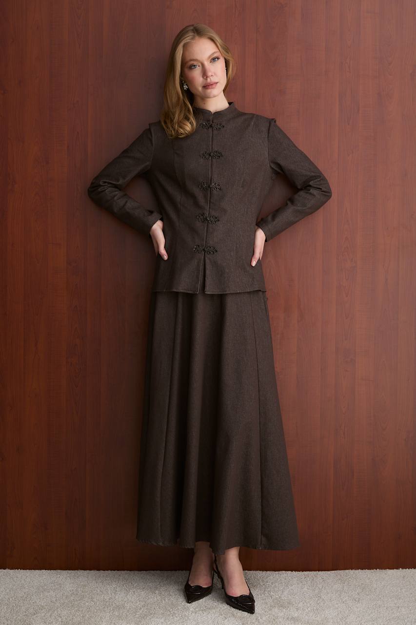 Denim Etekli Takım – Modern Şehir Stili